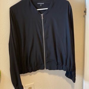 Bomber Jacket in BLACK! Perfect wardrobe staple!